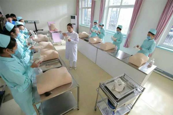 石家莊北方醫學中等專業學校有優惠政策嗎？畢業好就業嗎？