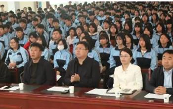 灤州市職教中心勵志演講比賽紀實